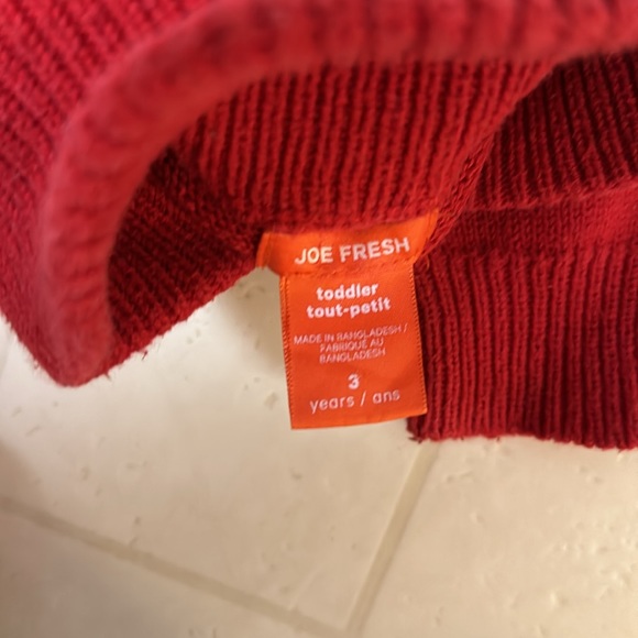 Joe Fresh 3T Sweater - Picture 3 of 3